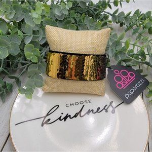 Paparazzi Jewelry Black with Gold Sequin Bracelet